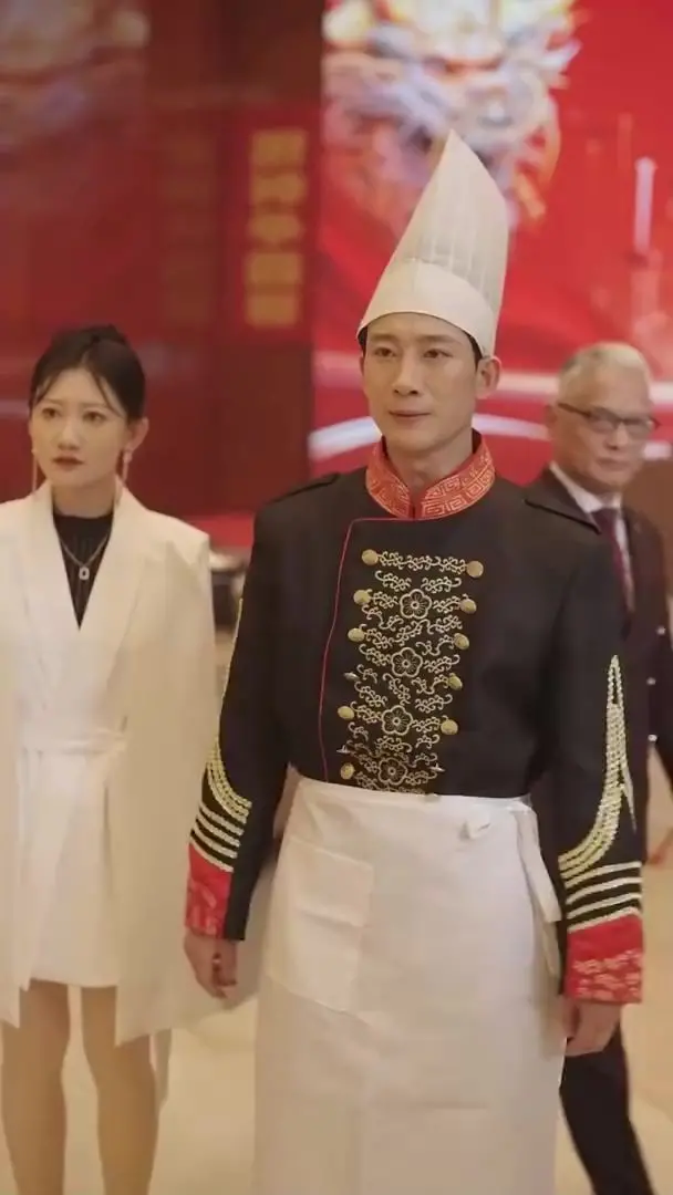 《厨神》：周星驰爆笑演绎食神之路，不止于美食的喜剧盛宴！